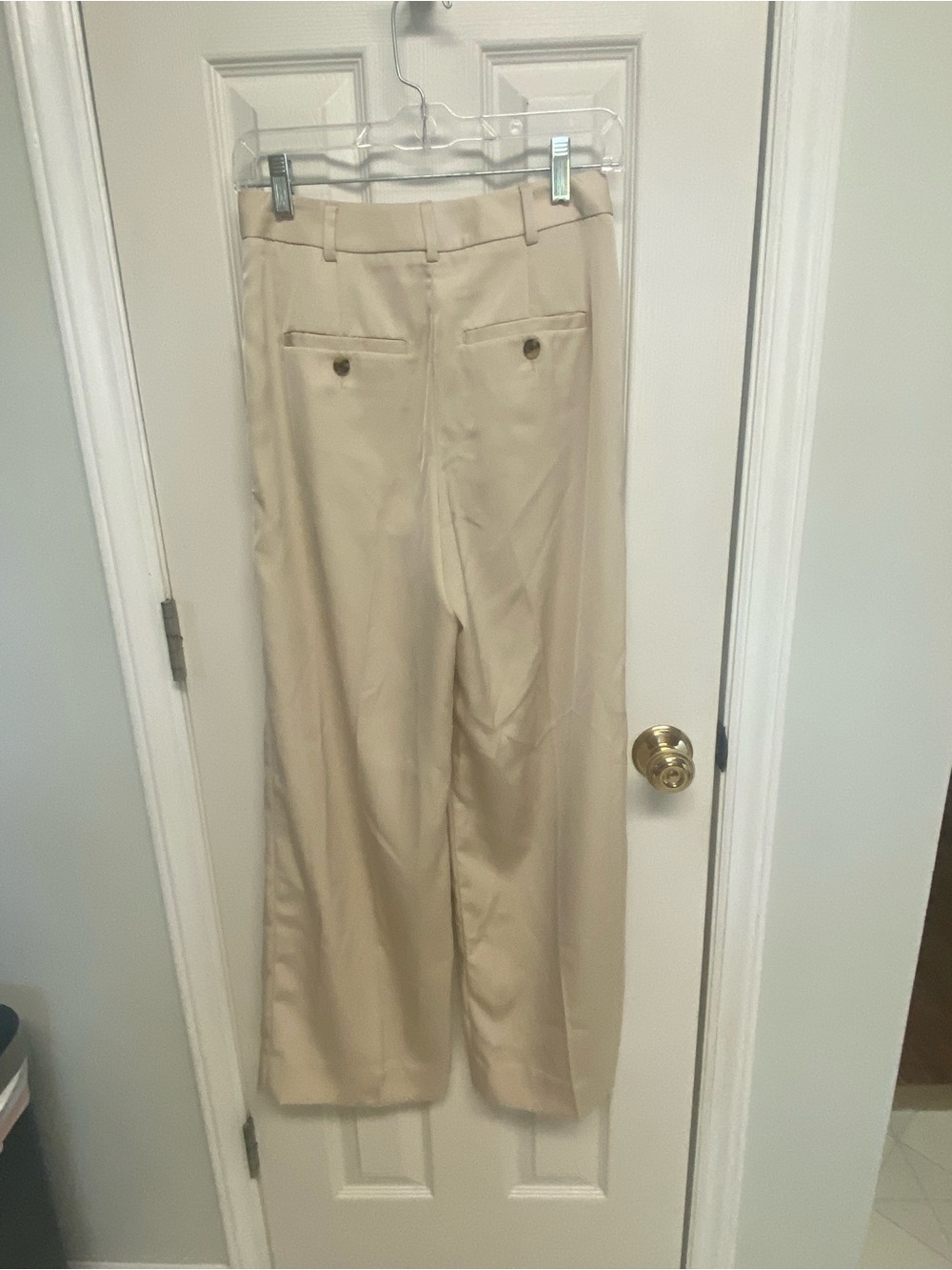 Banana Republic-Wide Leg High-Rise Pants in Beige - Picture 3 of 6